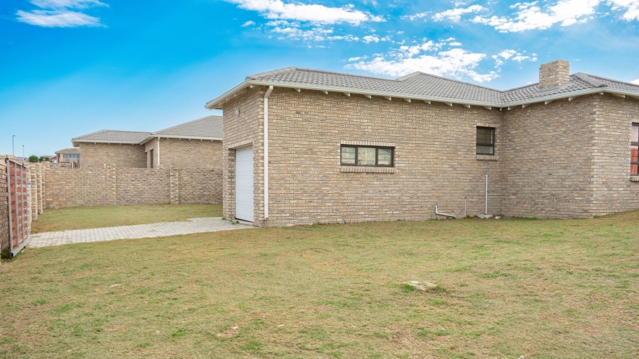 3 Bedroom Property for Sale in Bluewater Bay Eastern Cape